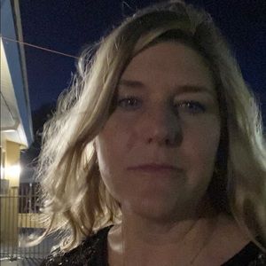 Meet your Posher, Debra